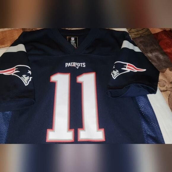 NFL New England Patriots Julian Edelman #11 TEAM APPAREL boys Large 14/16 - Picture 7 of 9